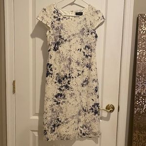 LIZ CLAIBORNE SHORT SLEEVE LACE SHEATH DRESS